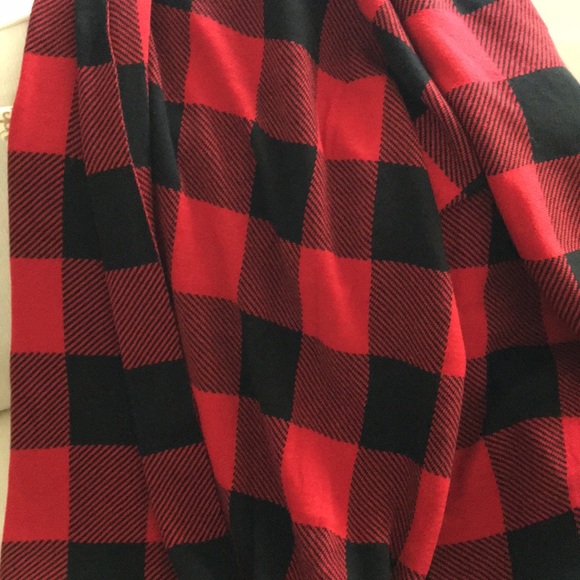 Tin Roof beautiful cotton buffalo plaid throw blanket - Picture 3 of 5